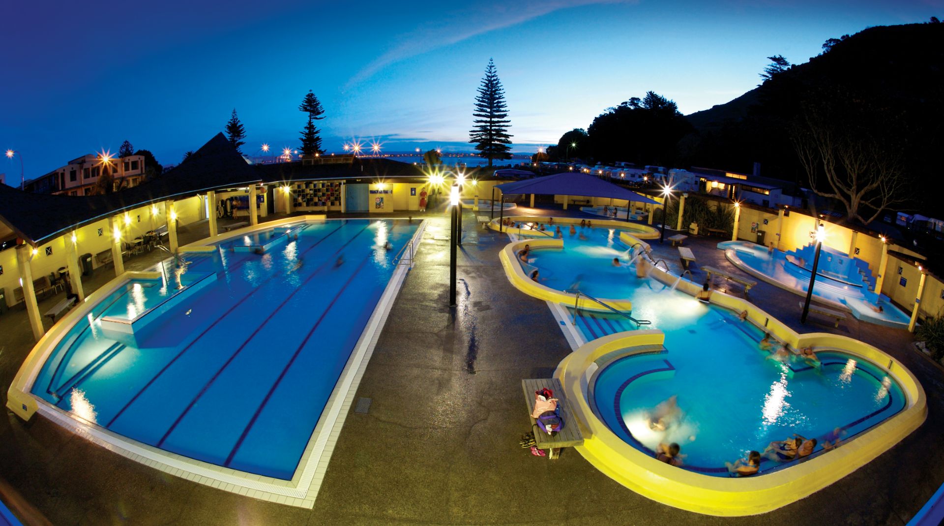 Mount_Maunganui_Hot_Salt_Water_Pools.jpg